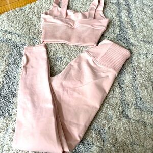 Carbon 38 pink set legging and bra Retail price $198-$249
